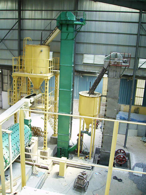 斗式提升機(jī) 斗式提升機(jī)