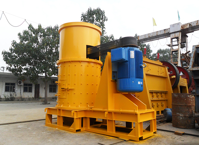 復(fù)合式破碎機(jī)