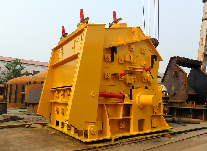 反擊式破碎機(jī)